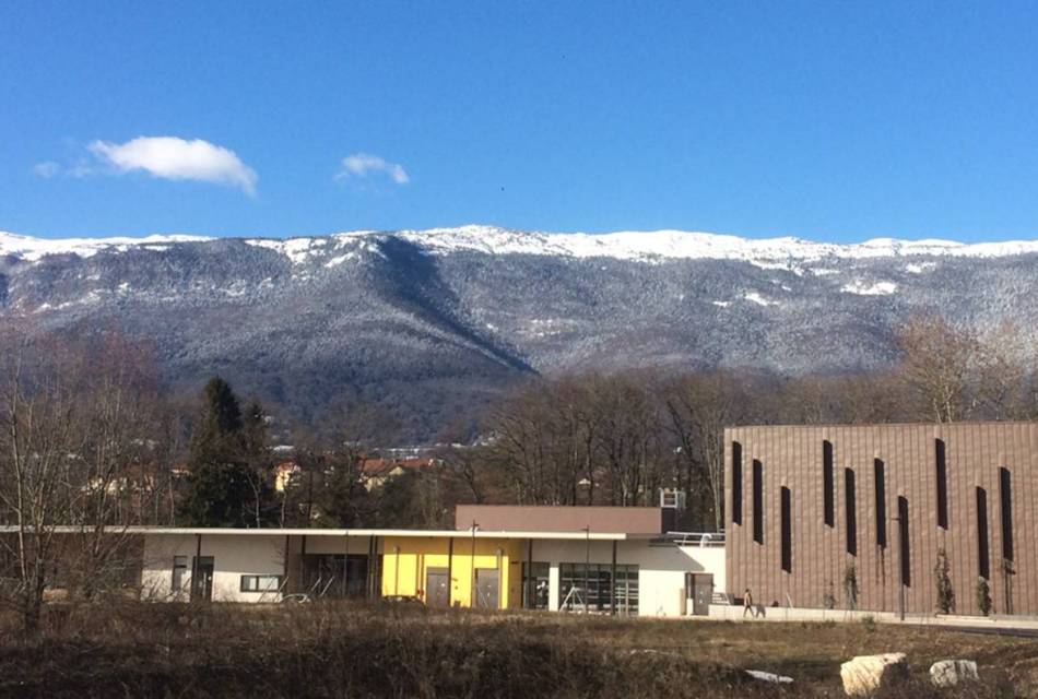 Ecole et gymnase-La Diamanterie